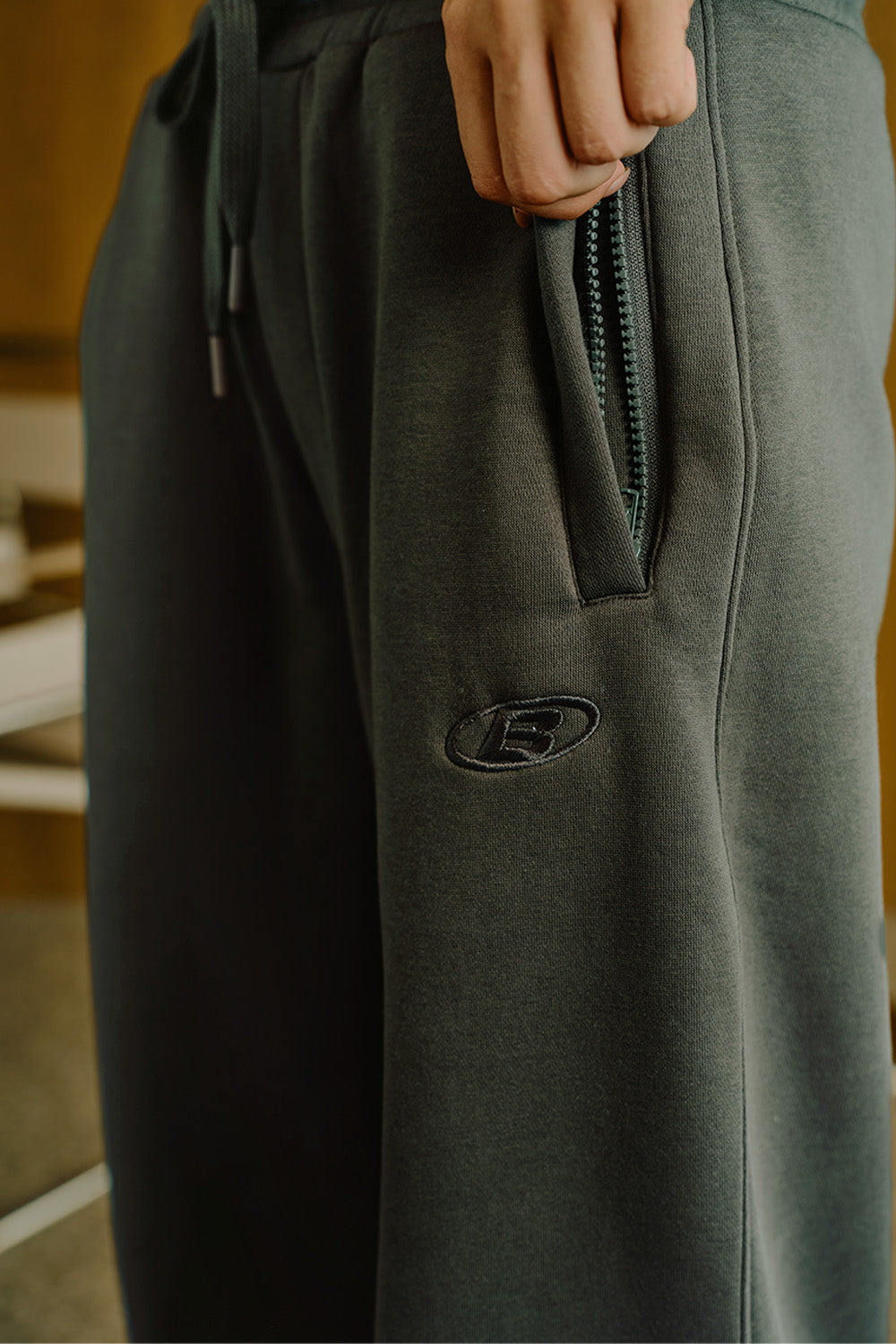 Ash Olive On The Go Joggers - BonkersCorner