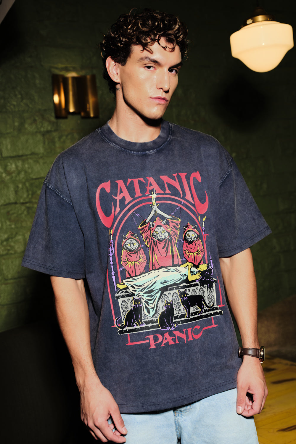 Catanic Oversized T-shirt - BonkersCorner