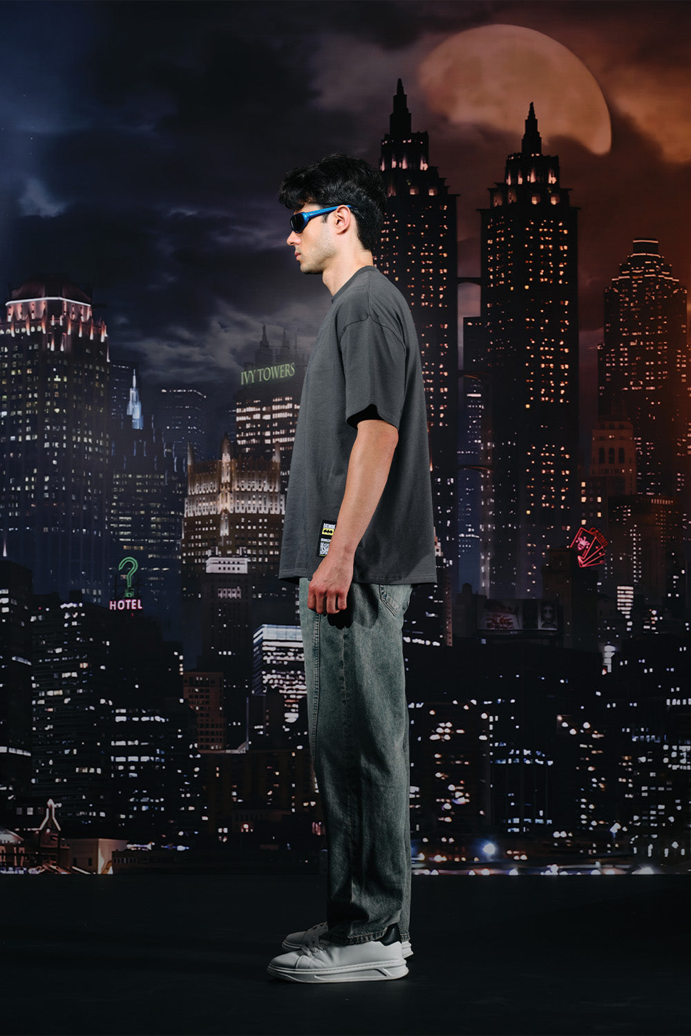 Bat Toon Oversized T-shirt - BonkersCorner