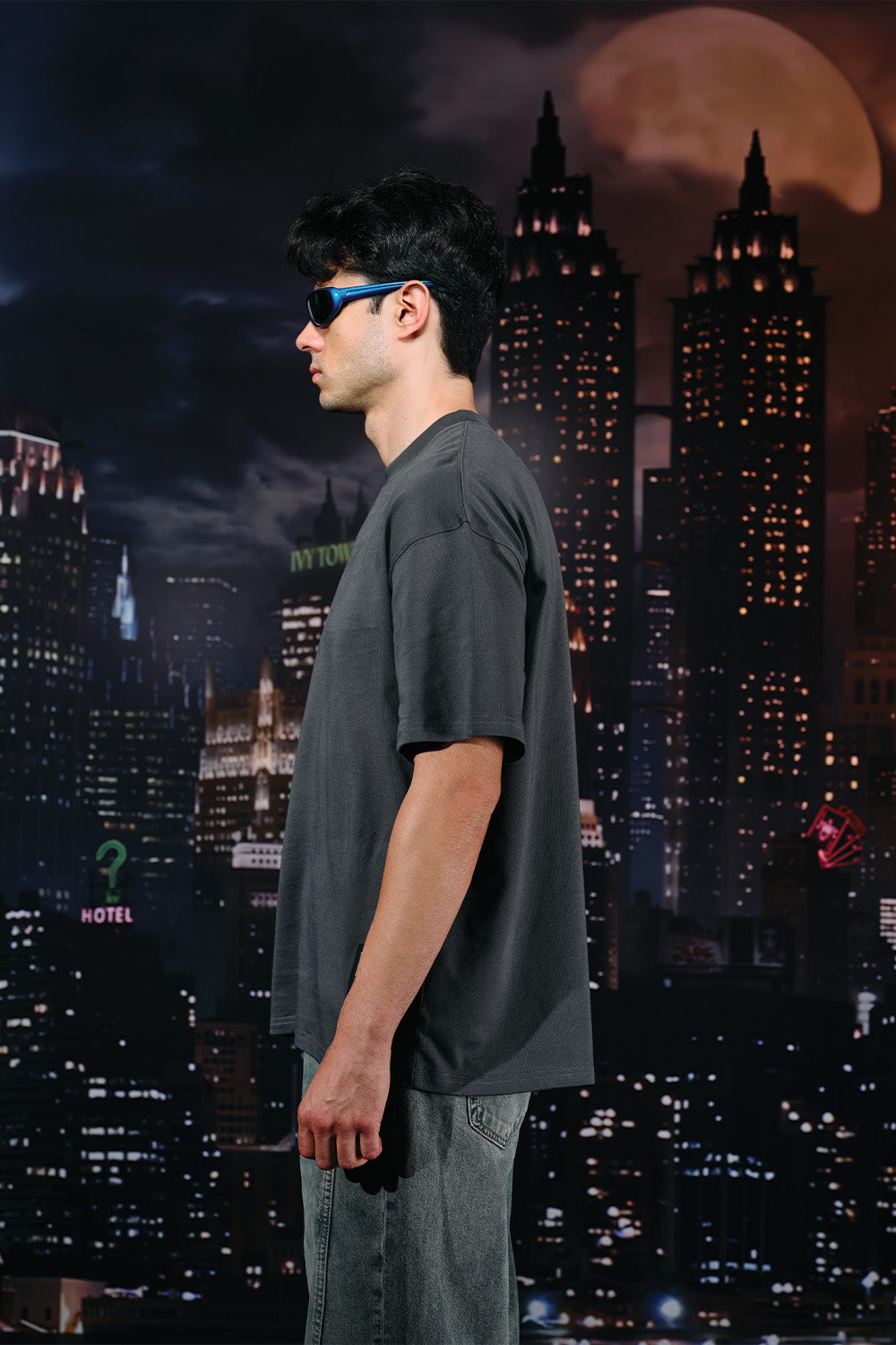 Bat Toon Oversized T-shirt - BonkersCorner