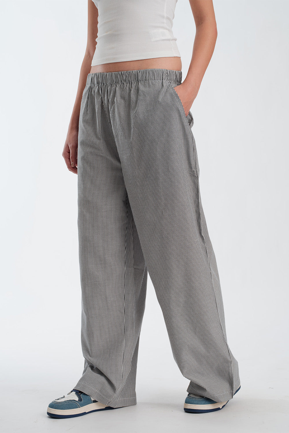 Black Small Striped Pants