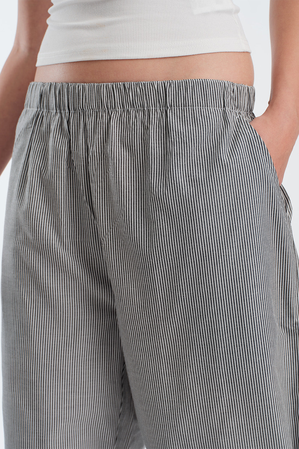 Black Small Striped Pants