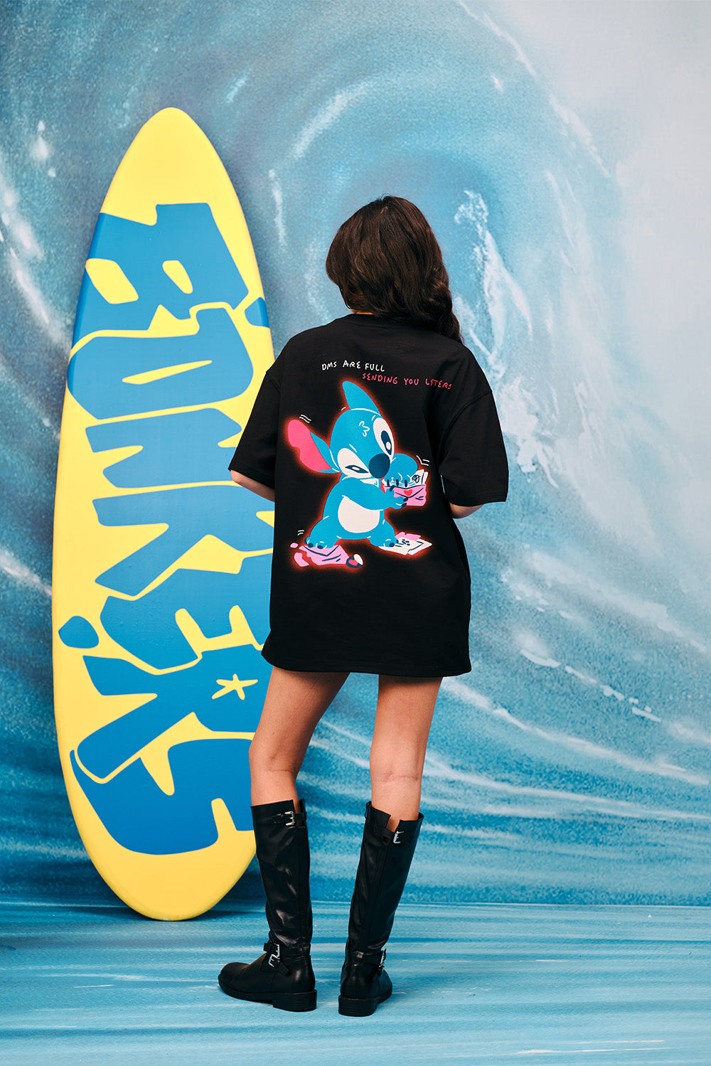 Friend in Need Oversized T-shirt - BonkersCorner