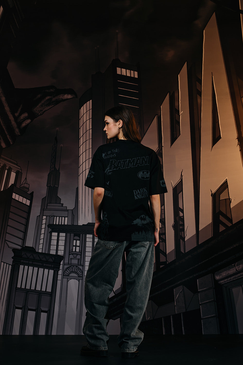 Out of the Shadows Oversized T-shirt - BonkersCorner