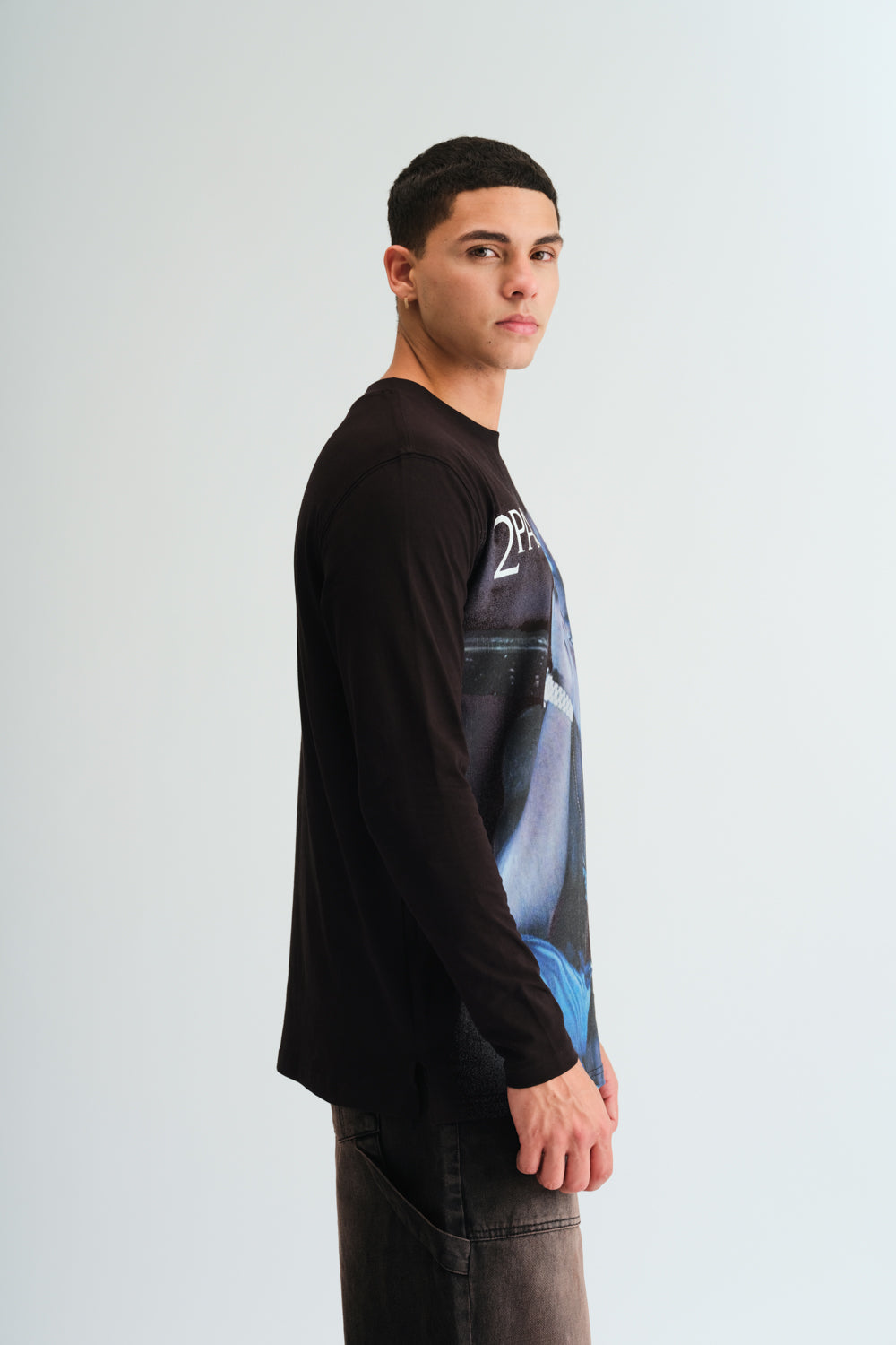 All Eyez On Me Full Sleeves T-shirt - BonkersCorner