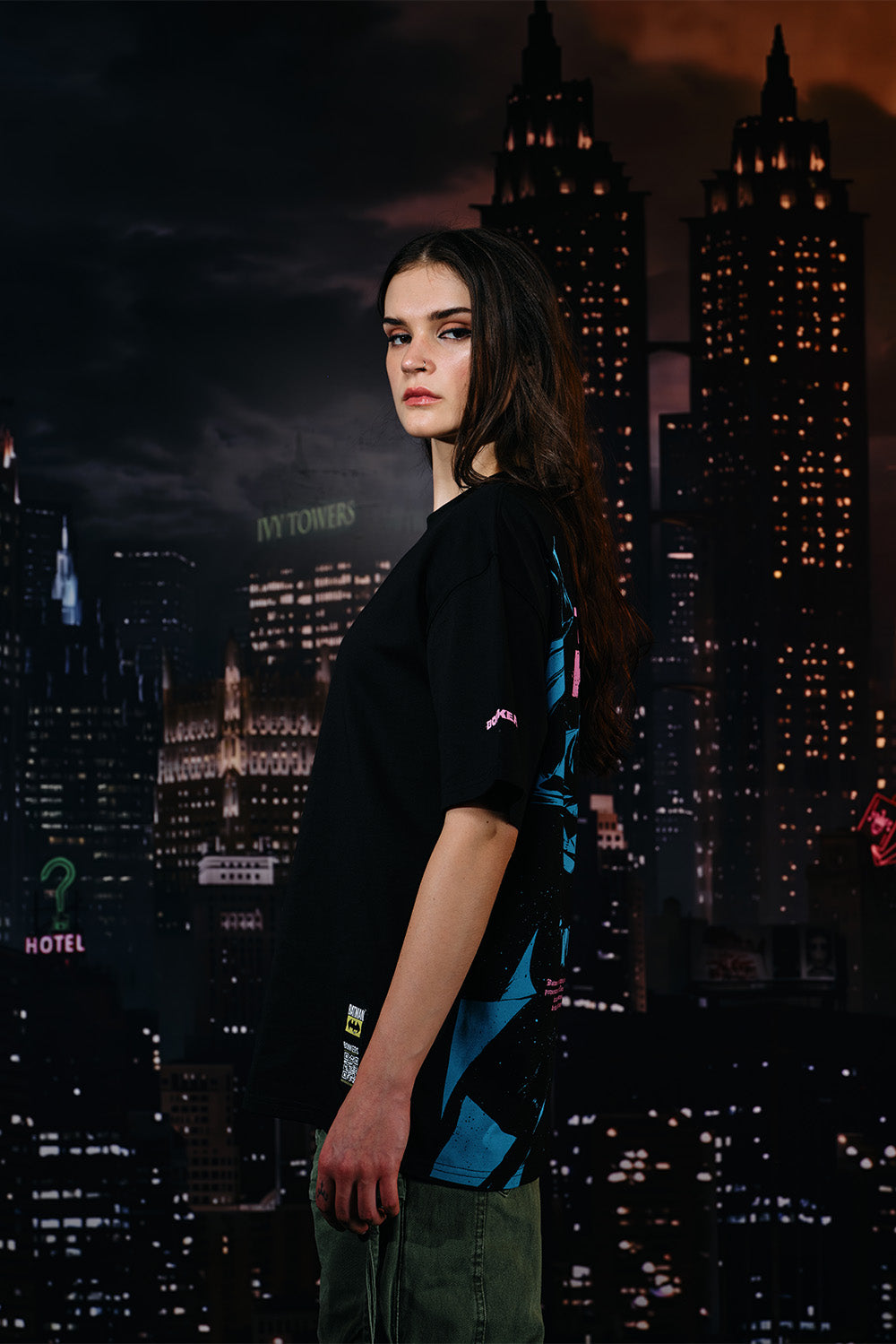 Bat In Dark Oversized T-shirt - BonkersCorner