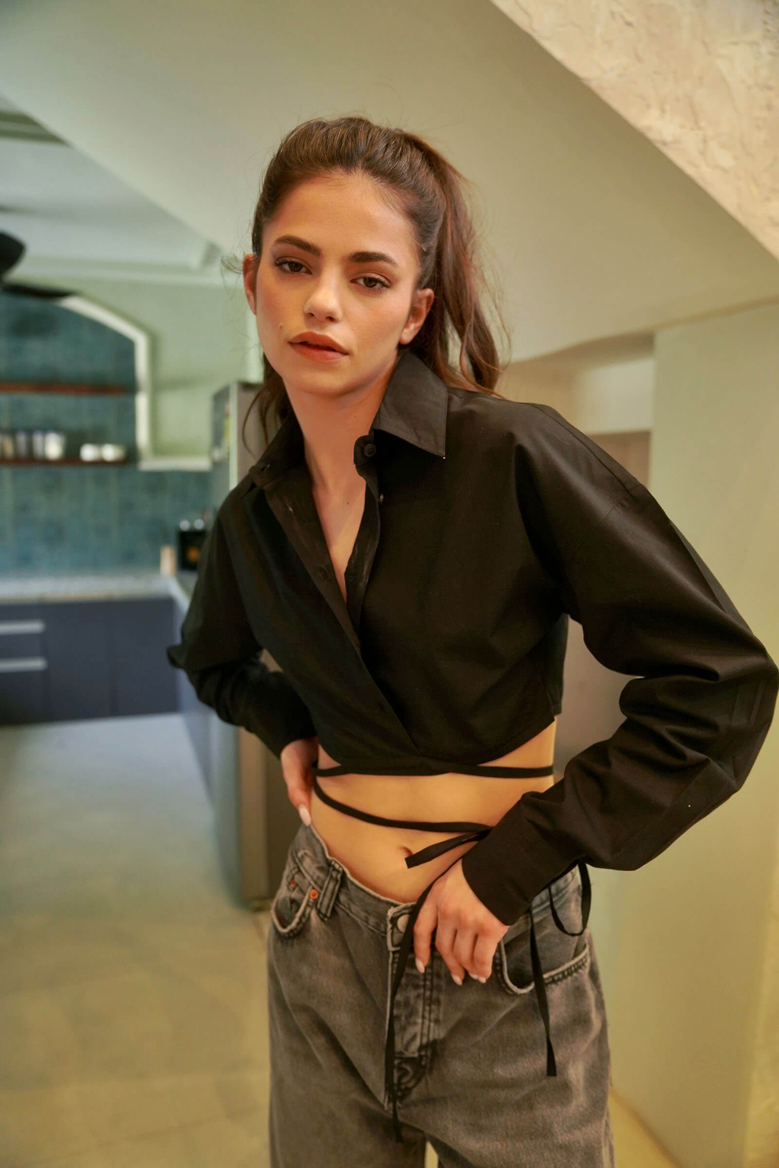 Bonkerscorner_Black_tie_up_shirt01