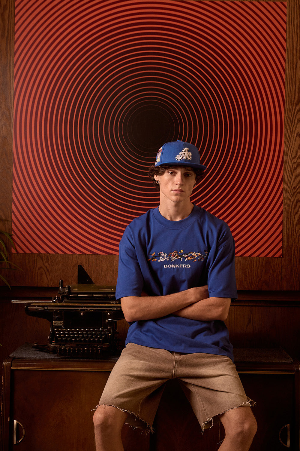 Looney Crew Oversized T-shirt - BonkersCorner