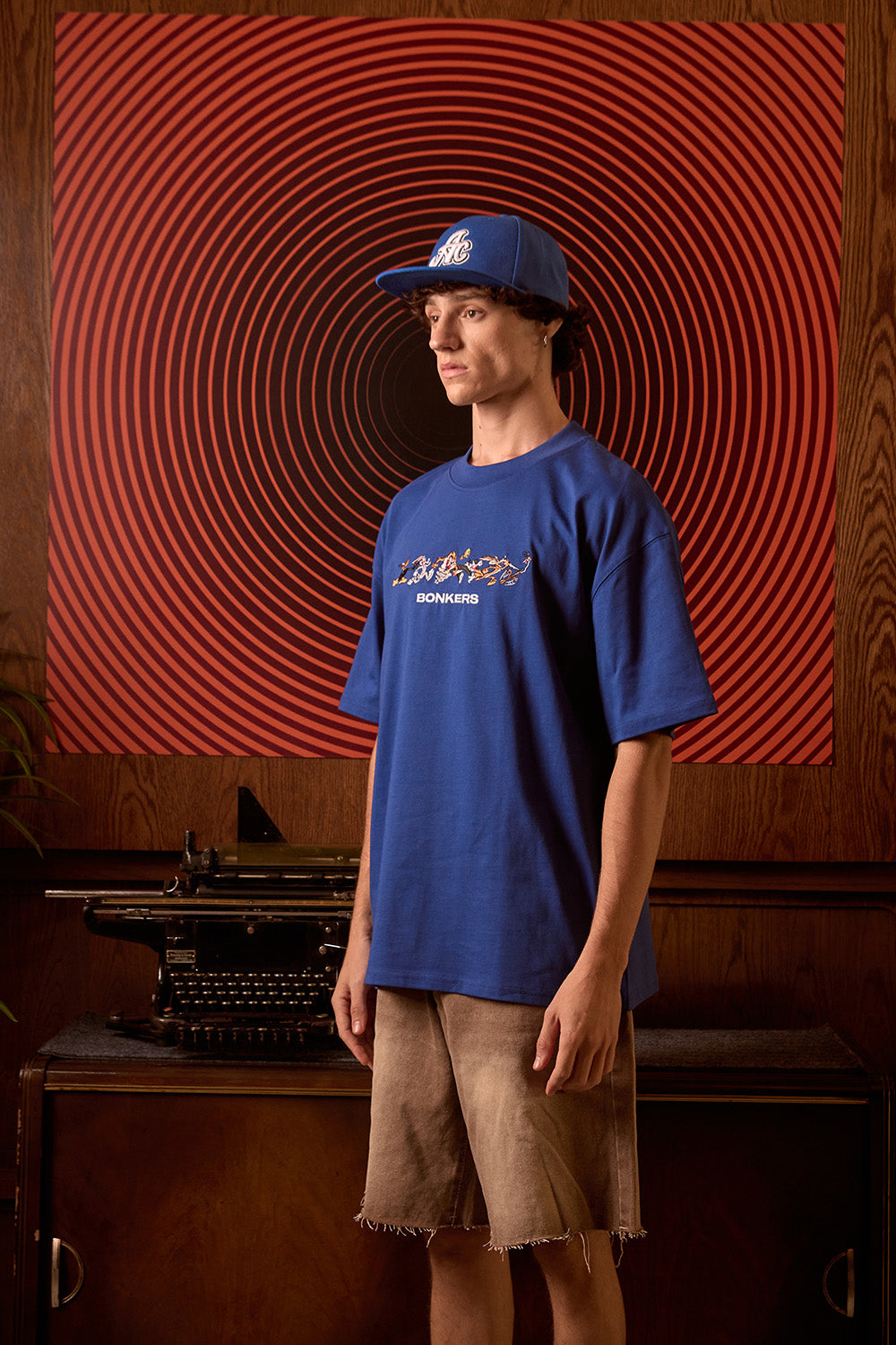 Looney Crew Oversized T-shirt - BonkersCorner