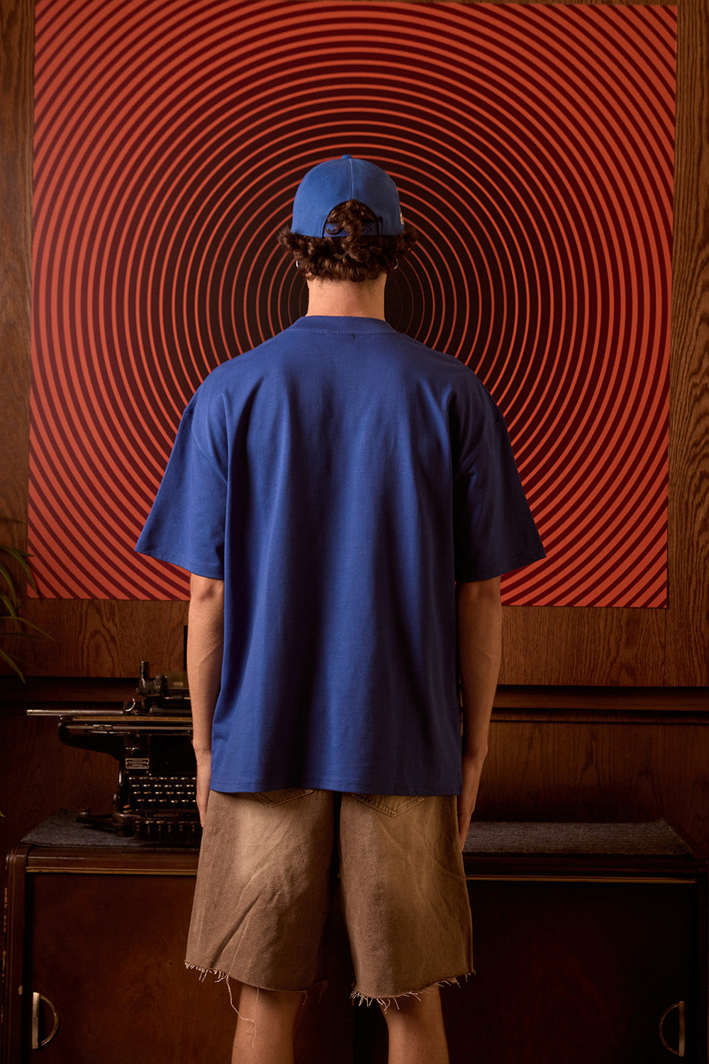 Looney Crew Oversized T-shirt - BonkersCorner