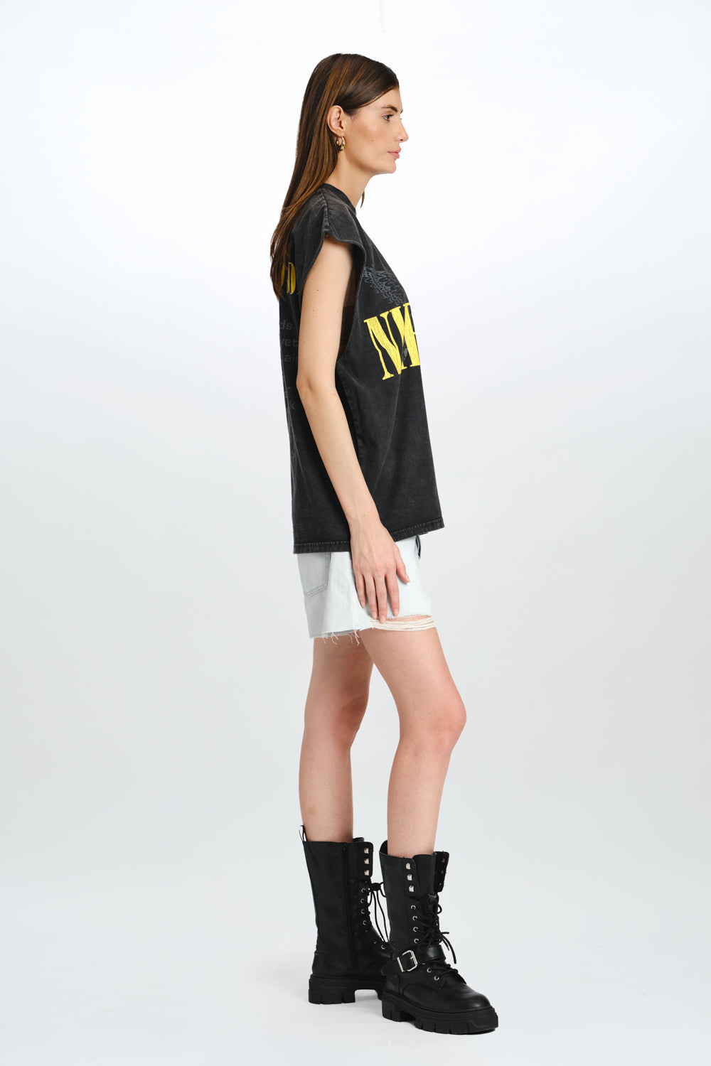 Black Nirvana Oversized Tank - BonkersCorner