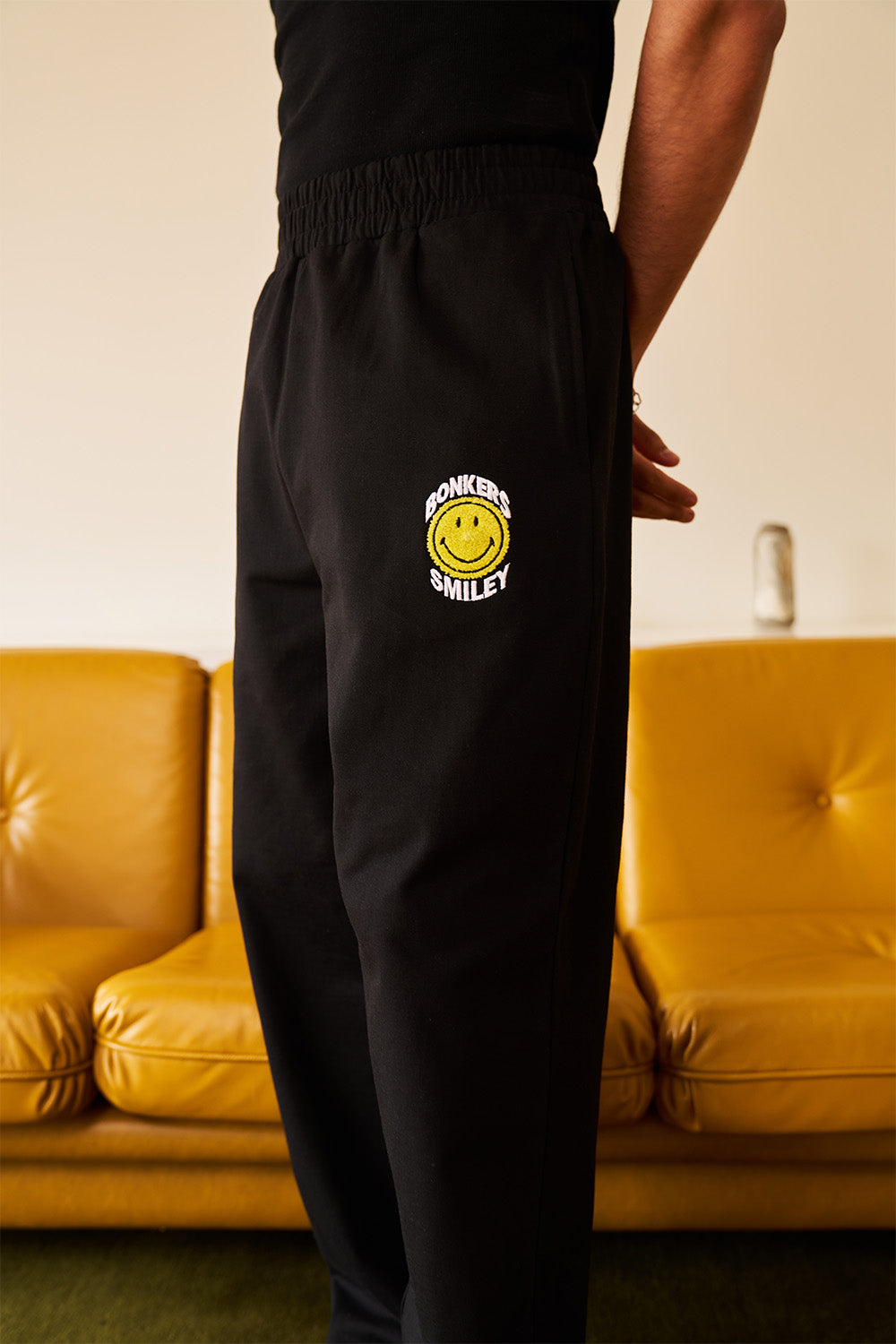 Black Straight Fit Sweatpants - BonkersCorner