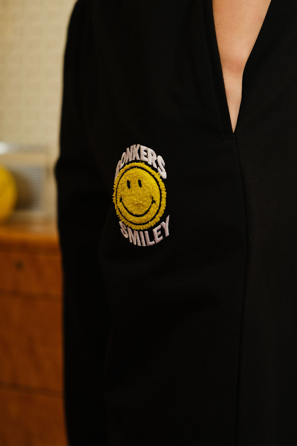 Black Straightfit Sweatpants - BonkersCorner