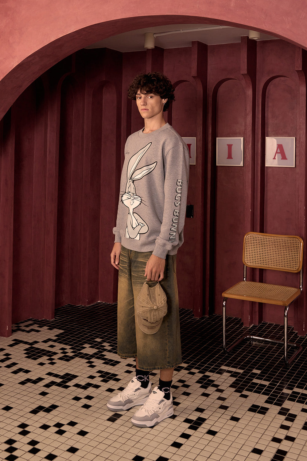 Bugs Bunny Sweatshirt - BonkersCorner