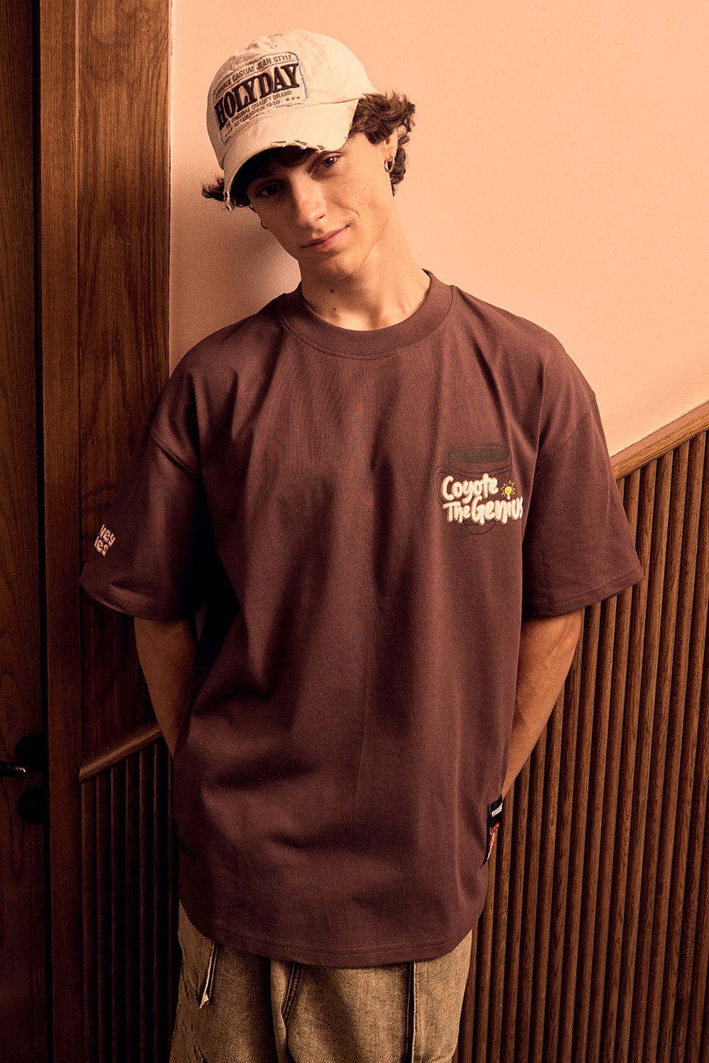 Coyote The Genius Oversized T-shirt - BonkersCorner