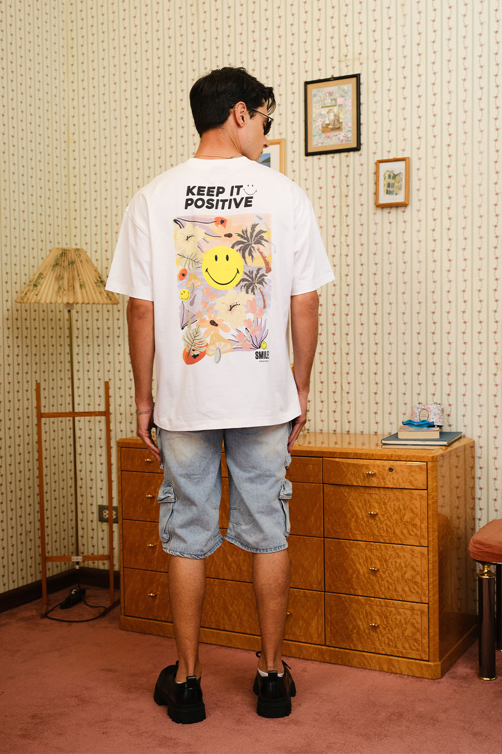 Keep It Positive Oversized T-shirt - BonkersCorner