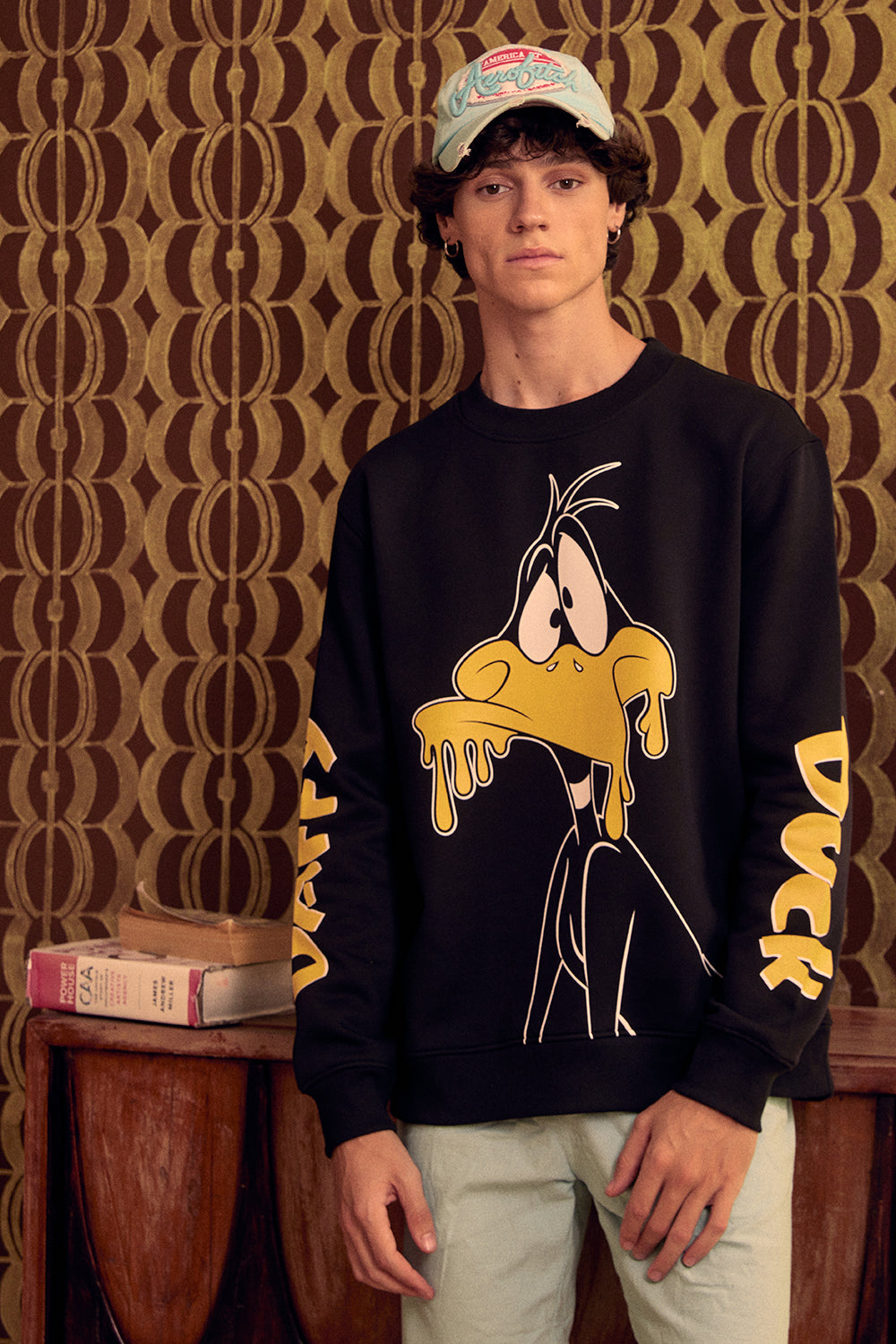 Melty Daffy Sweatshirt - BonkersCorner