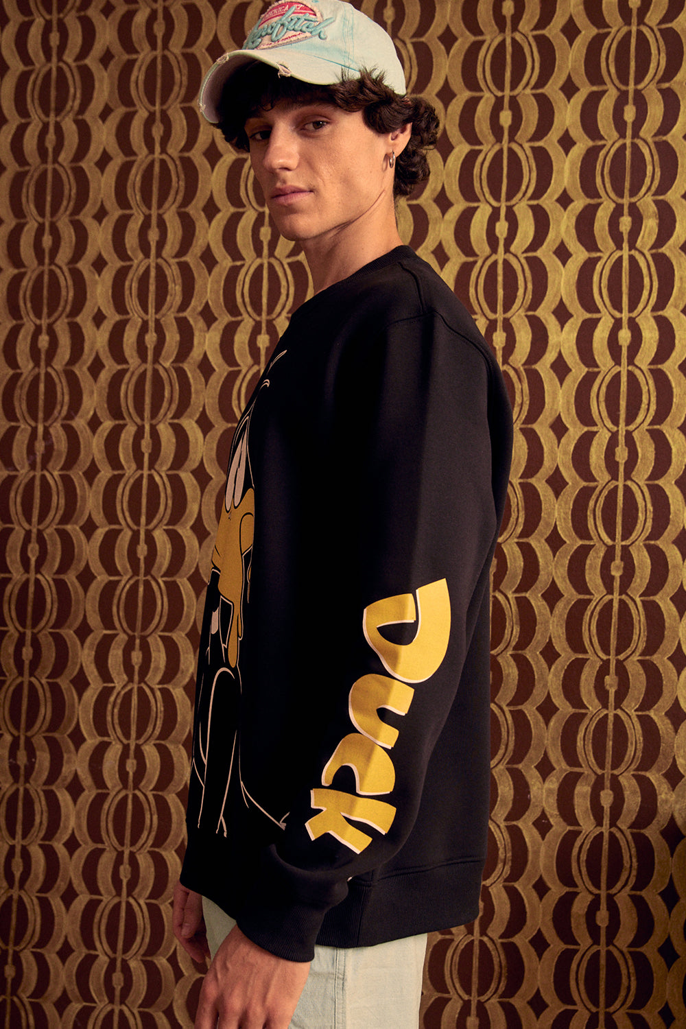 Melty Daffy Sweatshirt - BonkersCorner