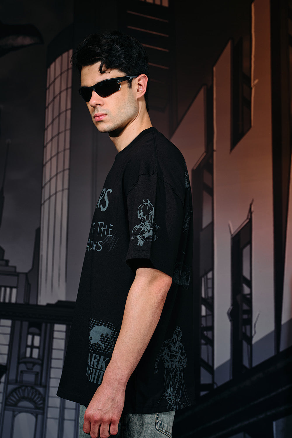 Out of the Shadows Oversized T-shirt - BonkersCorner