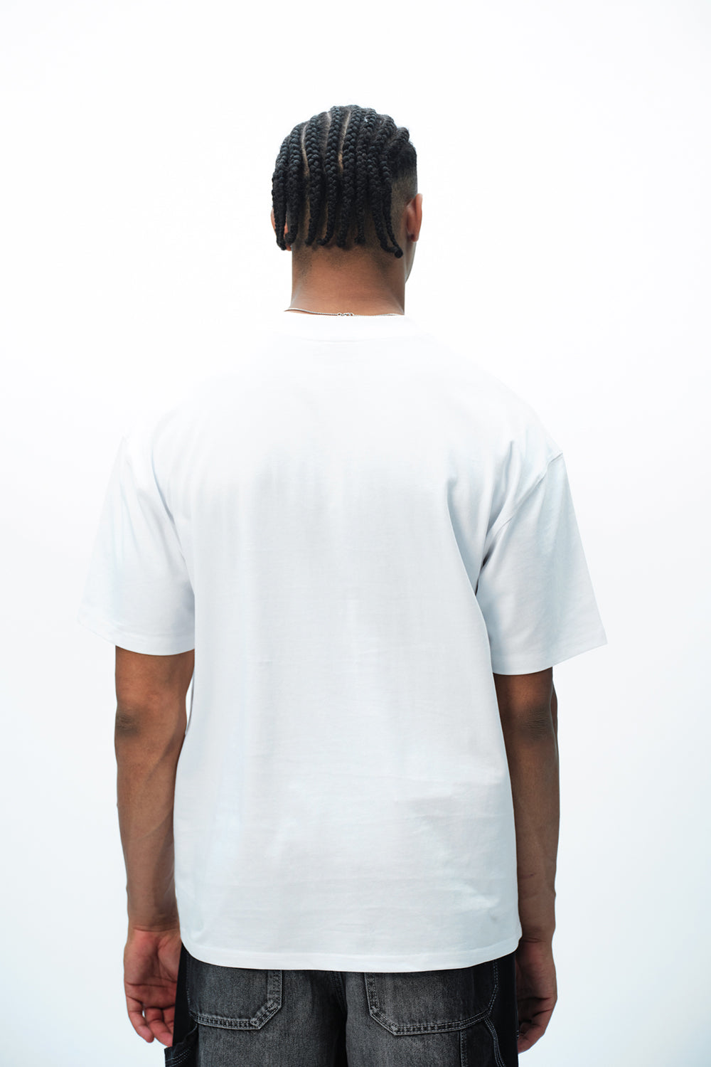 She Knows Oversized T-shirt - BonkersCorner