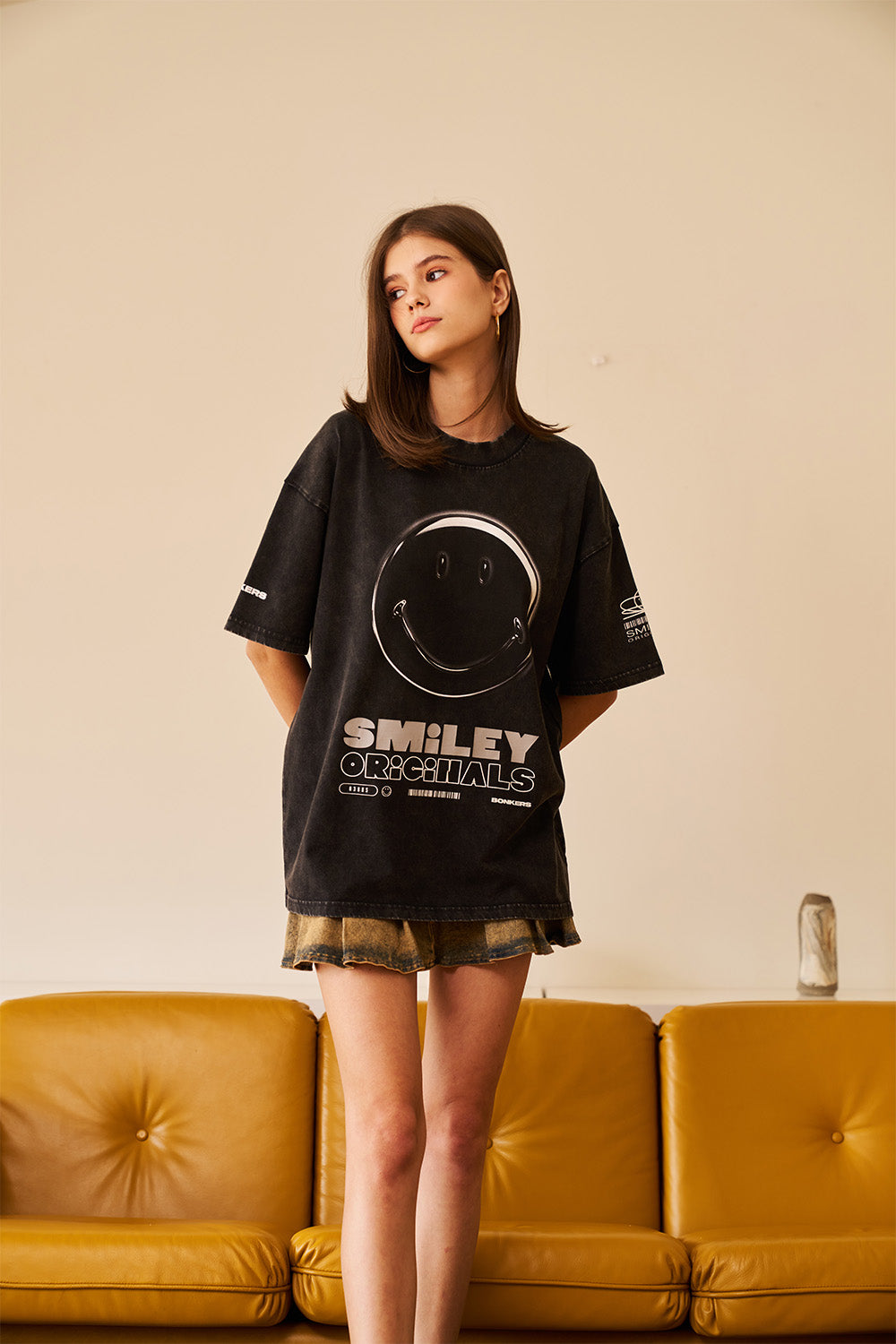 Smiley Black Oversized T-shirt - BonkersCorner