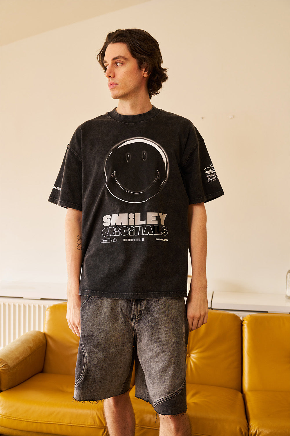 Smiley Black Oversized T-shirt - BonkersCorner