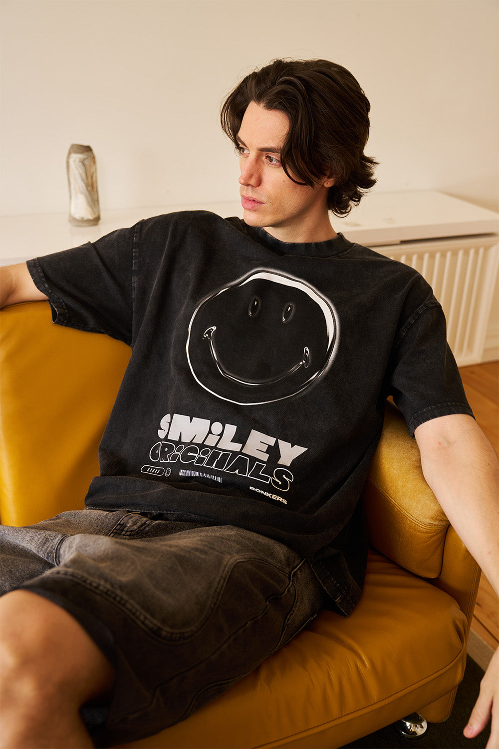 Smiley Black Oversized T-shirt - BonkersCorner