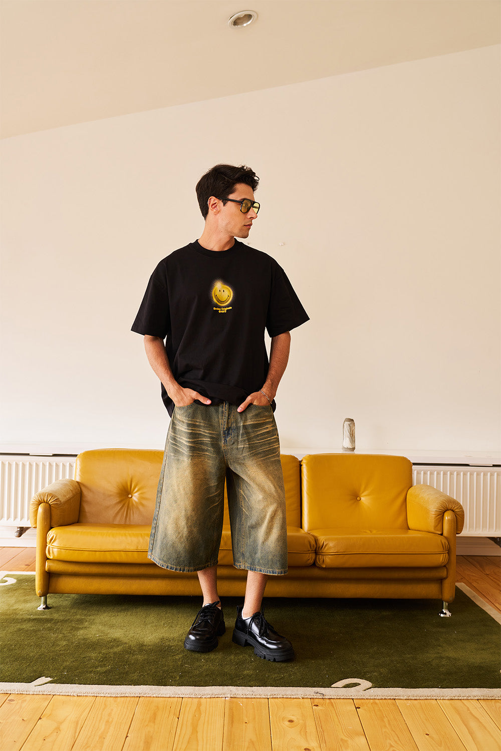 Smiley Lost In The Beat Oversized T-shirt - BonkersCorner