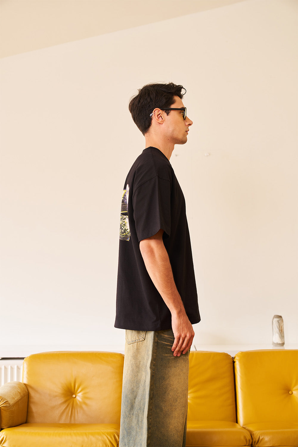 Smiley Lost In The Beat Oversized T-shirt - BonkersCorner