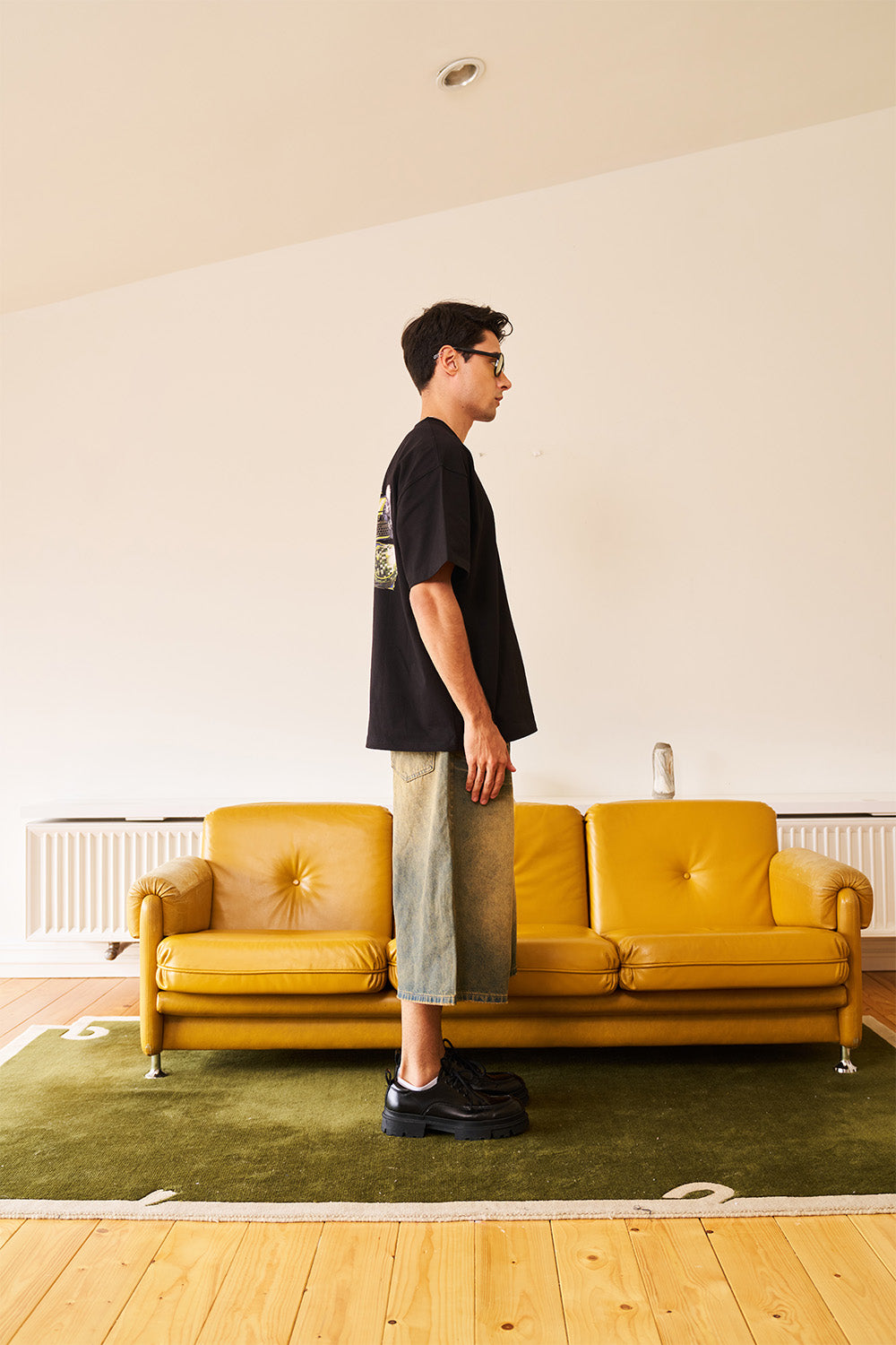 Smiley Lost In The Beat Oversized T-shirt - BonkersCorner