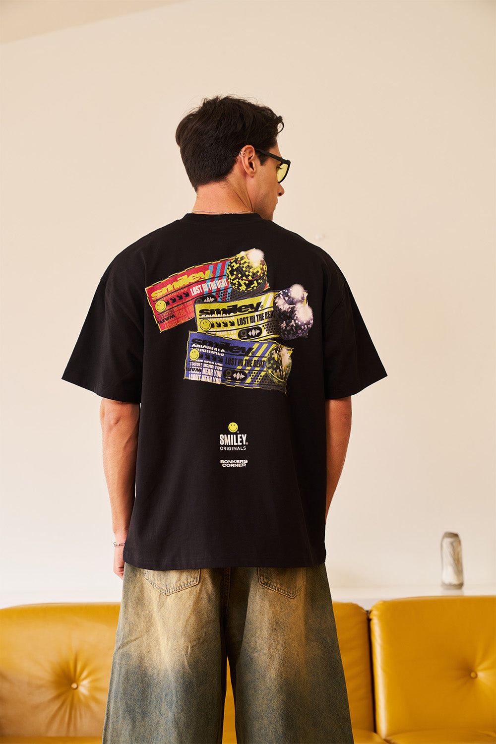 Smiley Lost In The Beat Oversized T-shirt - BonkersCorner