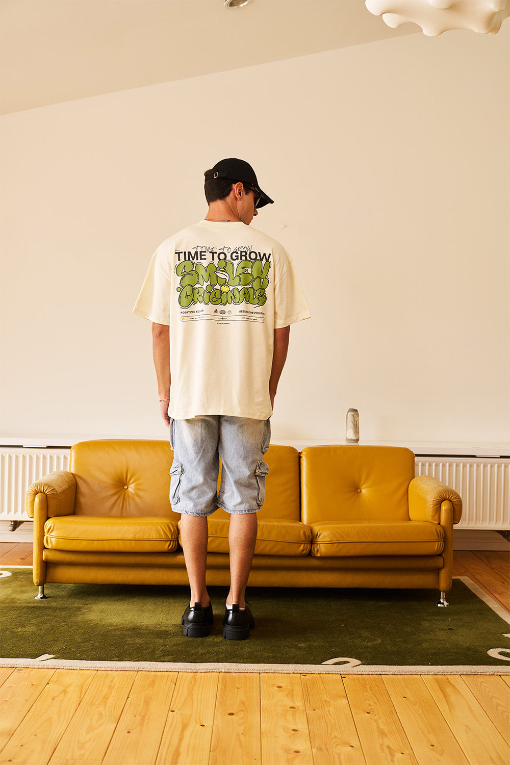 Smiley Originals - Time To Grow Oversized T-shirt - BonkersCorner