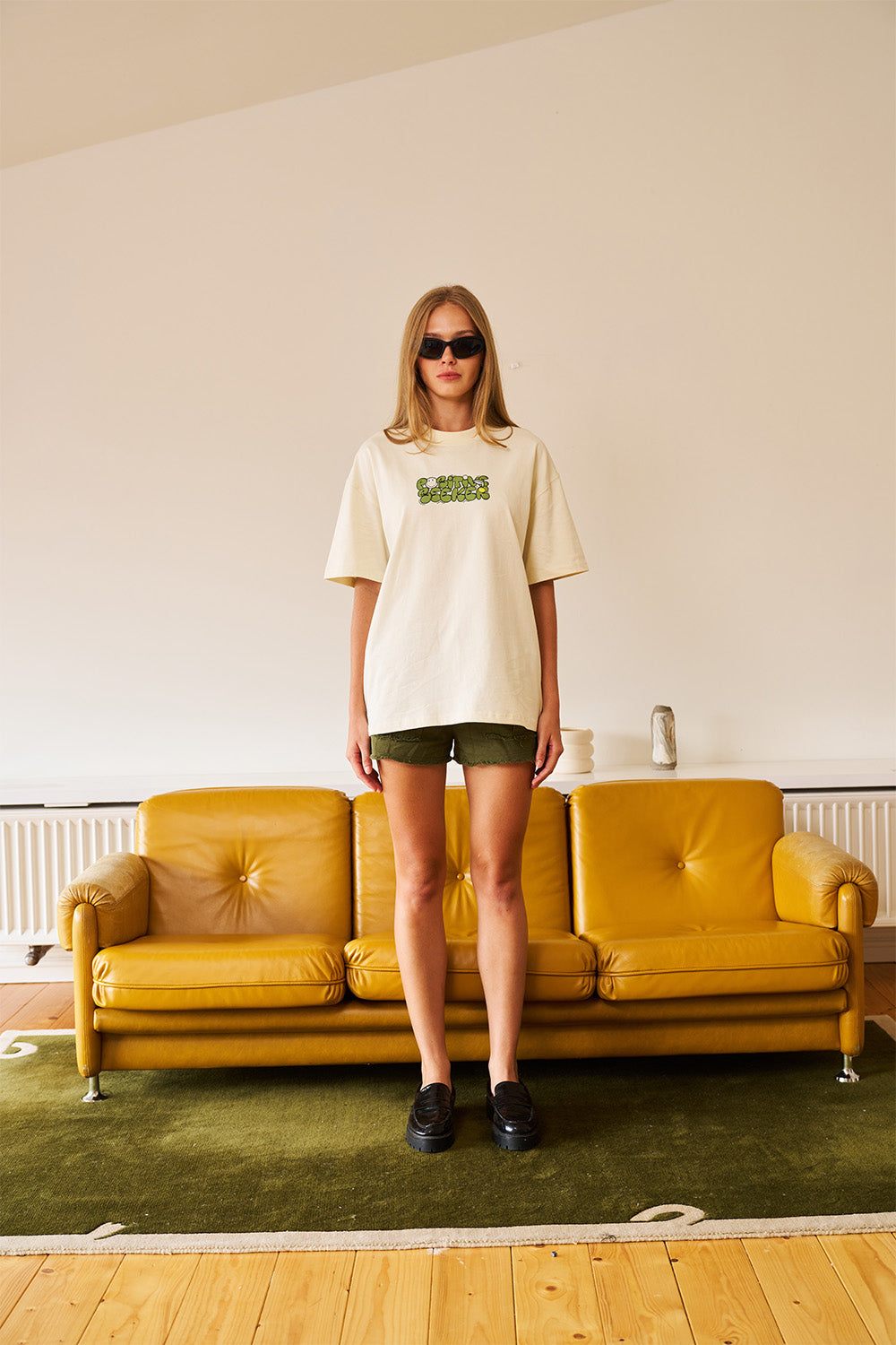 Smiley Originals - Time To Grow Oversized T-shirt - BonkersCorner