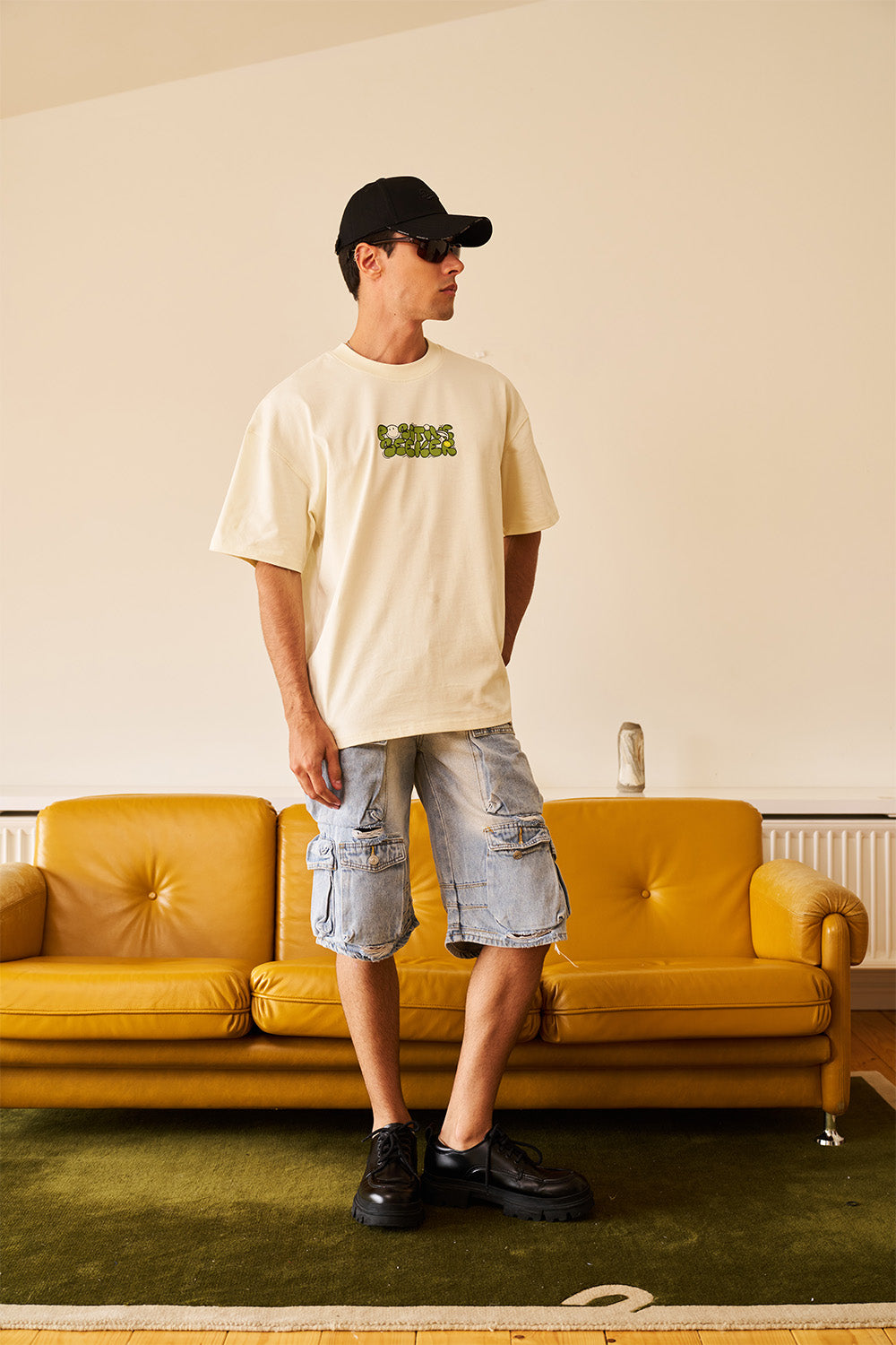 Smiley Originals - Time To Grow Oversized T-shirt - BonkersCorner