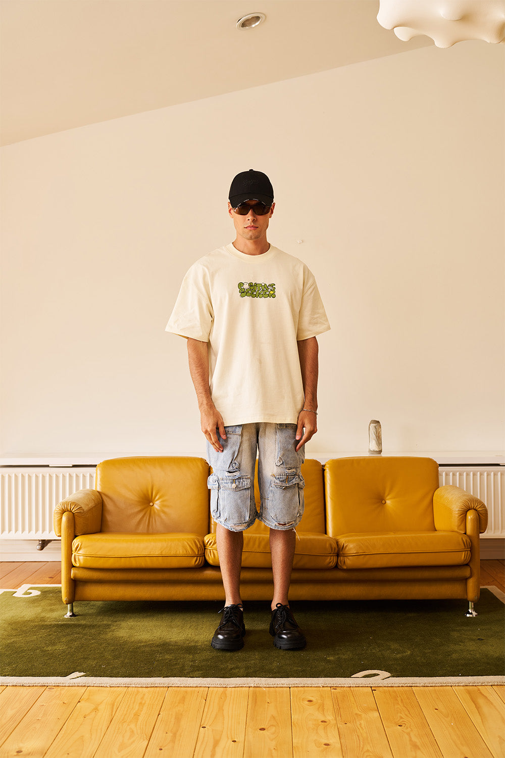 Smiley Originals - Time To Grow Oversized T-shirt - BonkersCorner