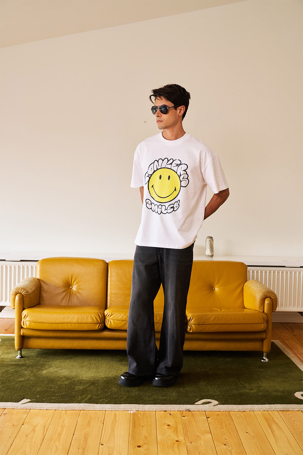 White Bonkers X Smiley Oversized T-shirt - BonkersCorner
