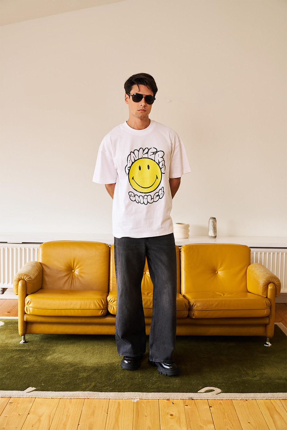 White Bonkers X Smiley Oversized T-shirt - BonkersCorner