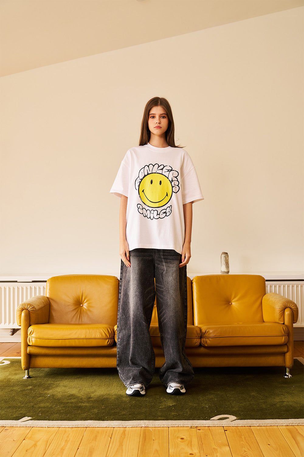White Bonkers X Smiley Oversized T-shirt - BonkersCorner