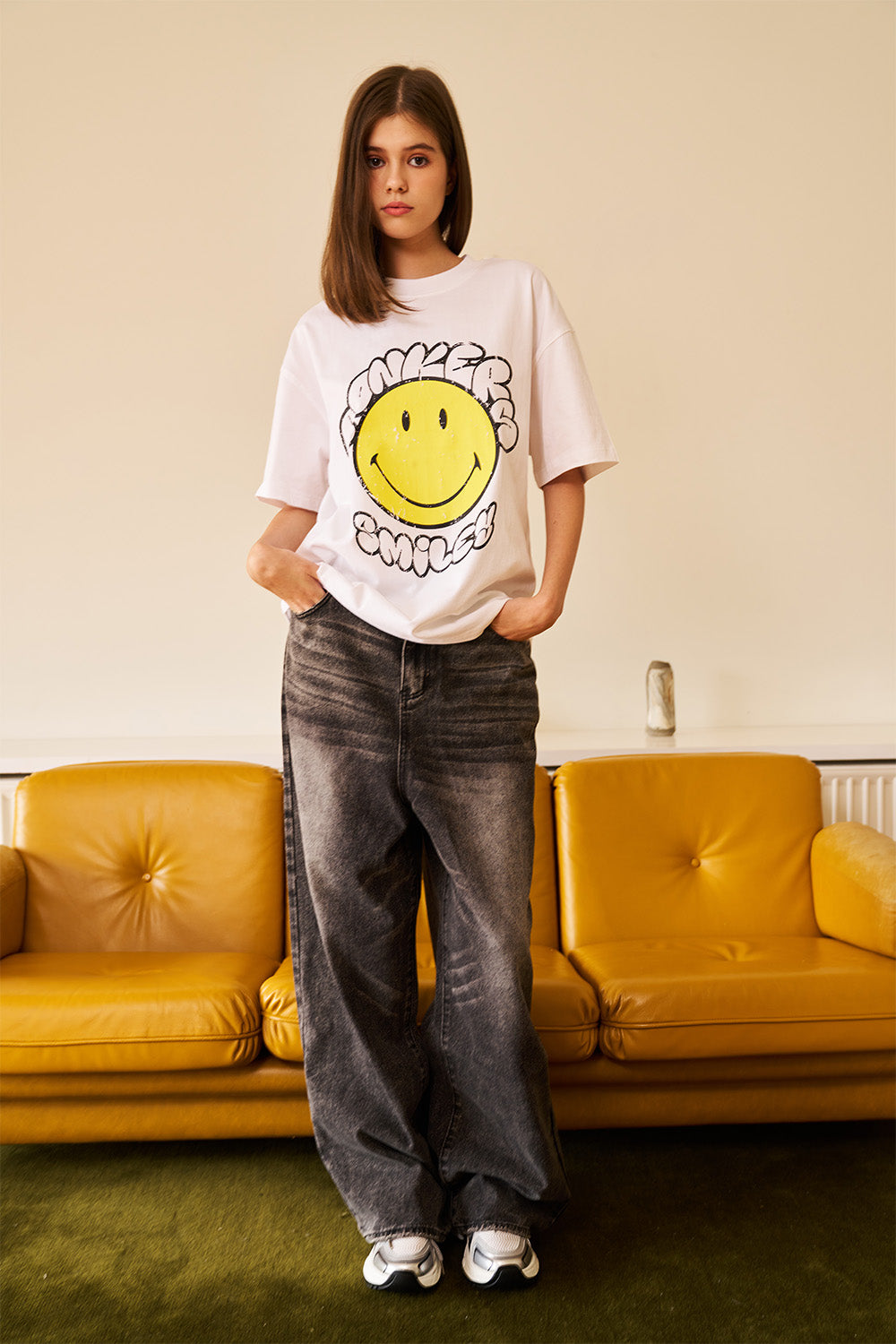White Bonkers X Smiley Oversized T-shirt - BonkersCorner