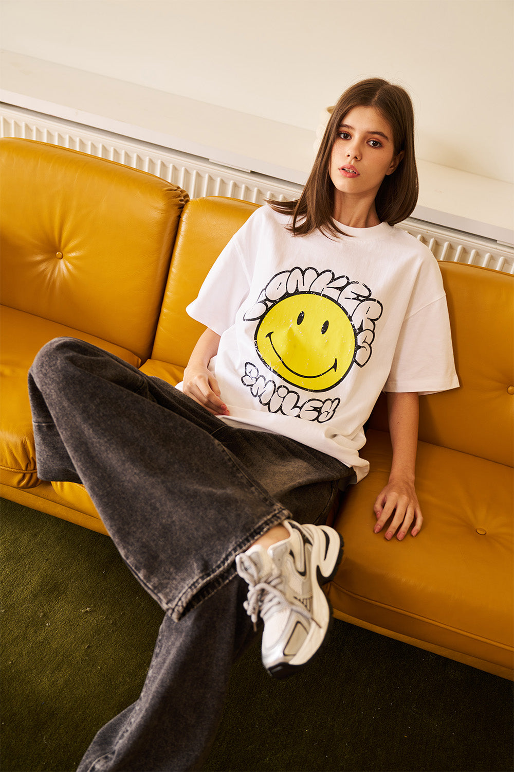 White Bonkers X Smiley Oversized T-shirt - BonkersCorner