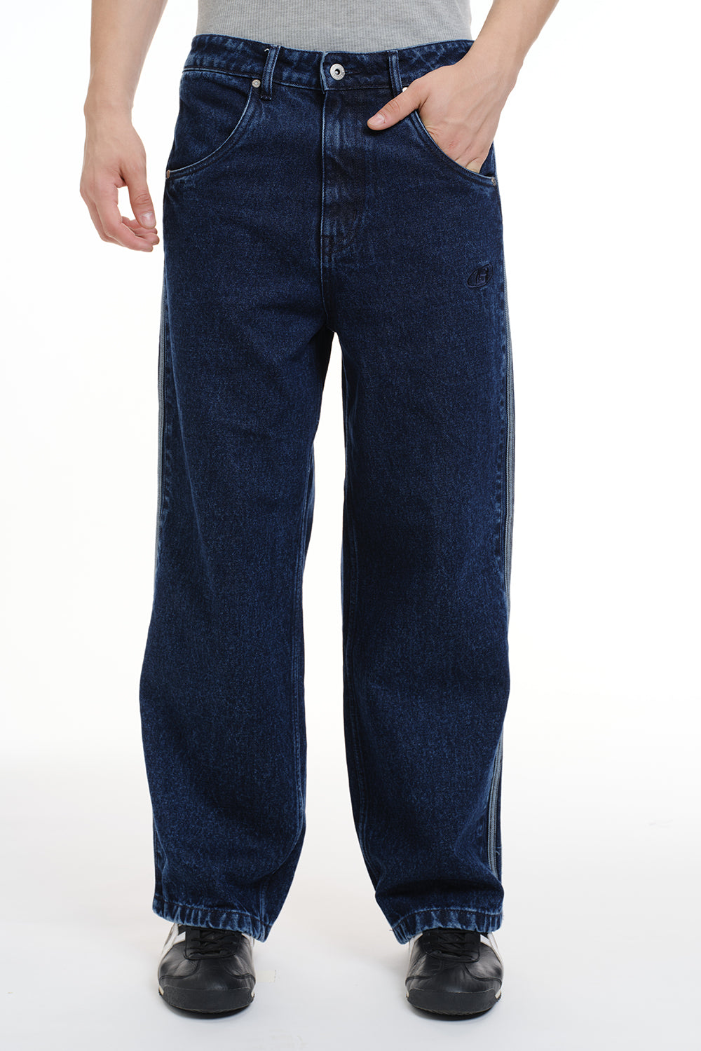 Ridge Line Blue Straight Fit Jeans