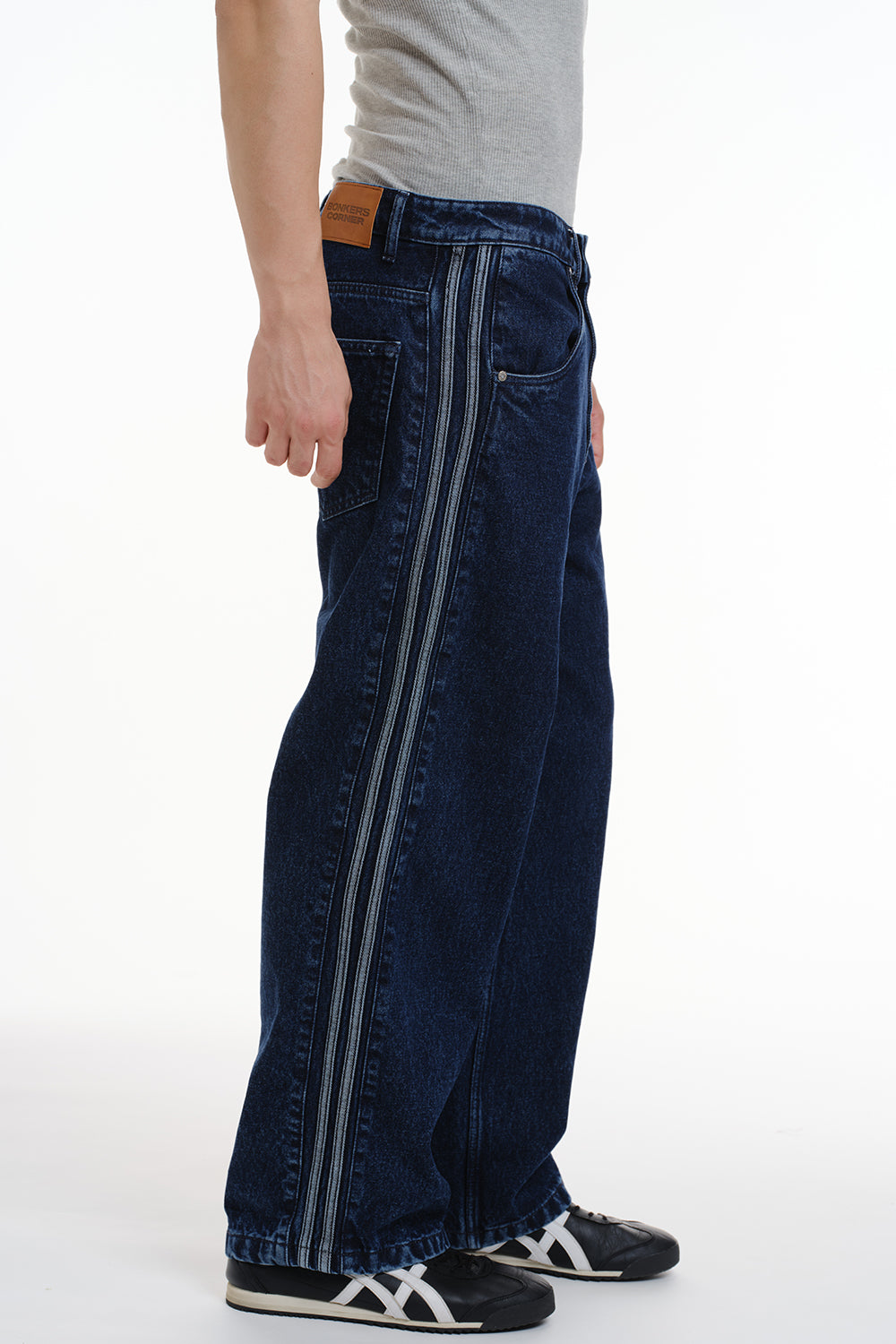 Ridge Line Blue Straight Fit Jeans