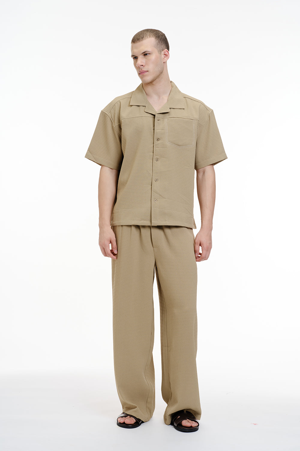 Solid Khaki Textured Pant