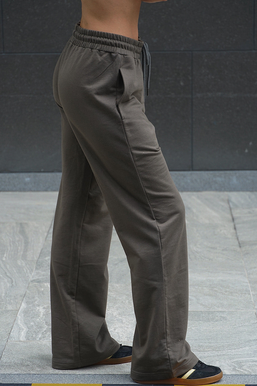 Shadow Olive Wide-Leg Sweatpants - BonkersCorner
