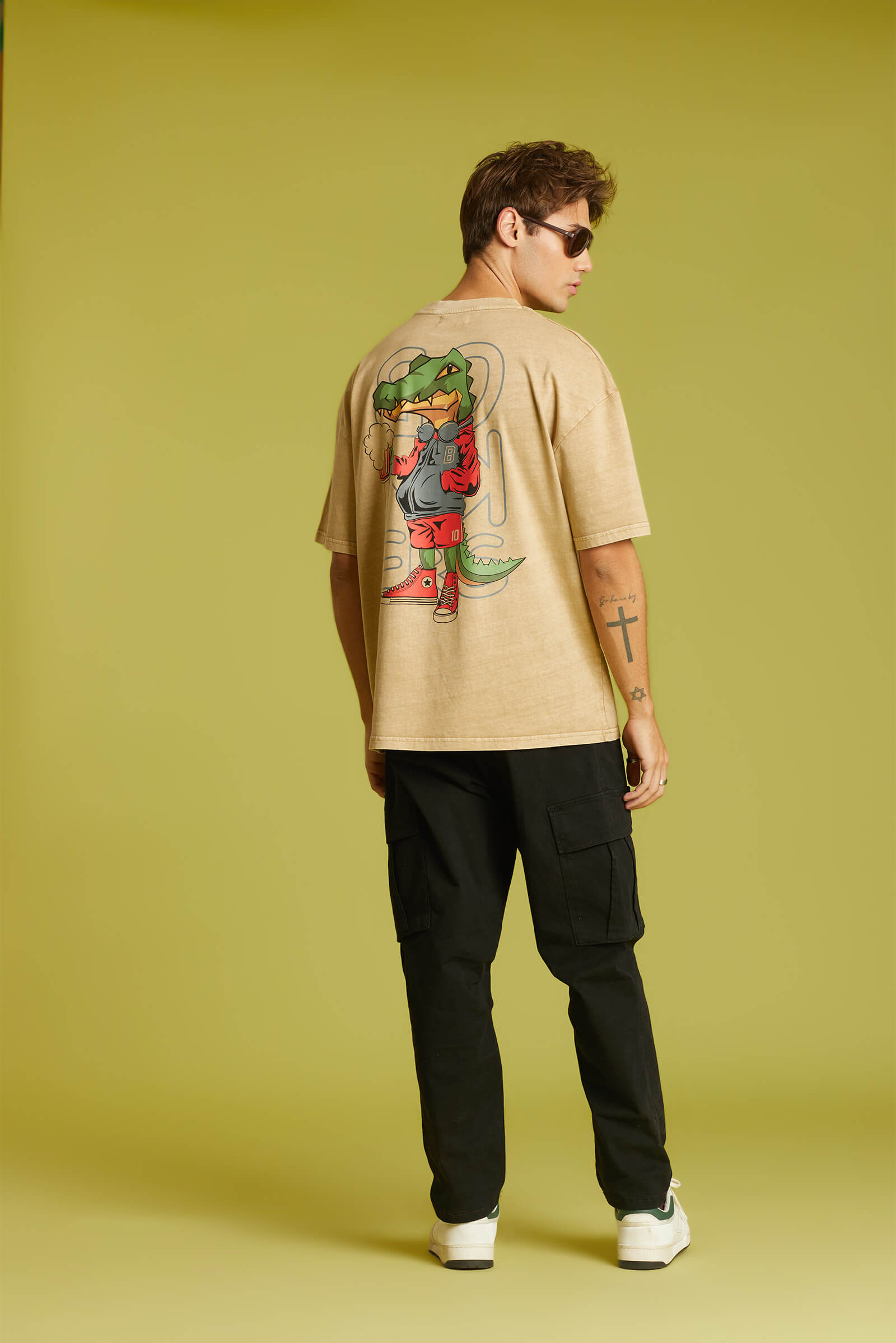 Alligator Faded Effect Oversized T-shirt - BonkersCorner