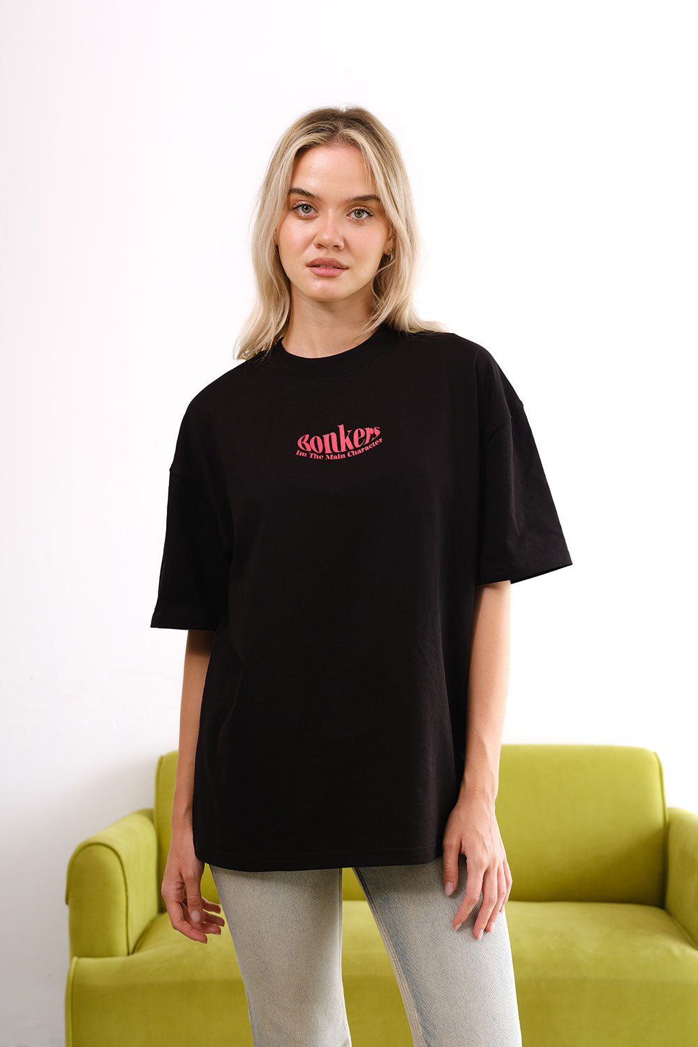 Black Main Character Oversized T-Shirt - BonkersCorner