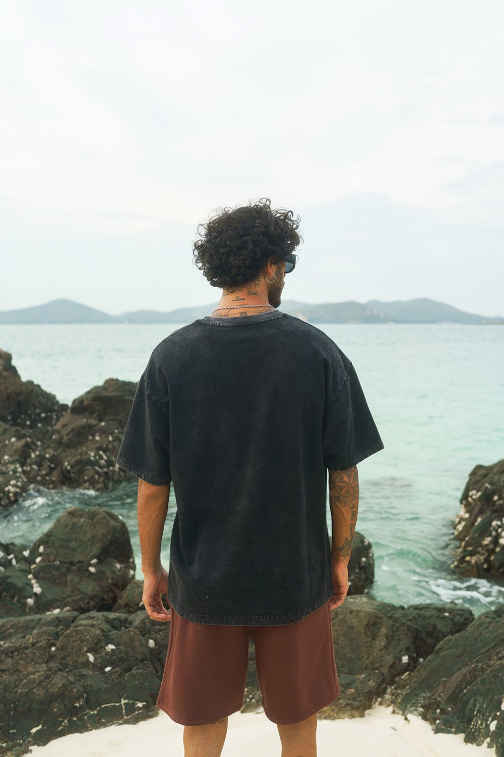 Black Premium Heavyweight Faded Oversized T-shirt - BonkersCorner