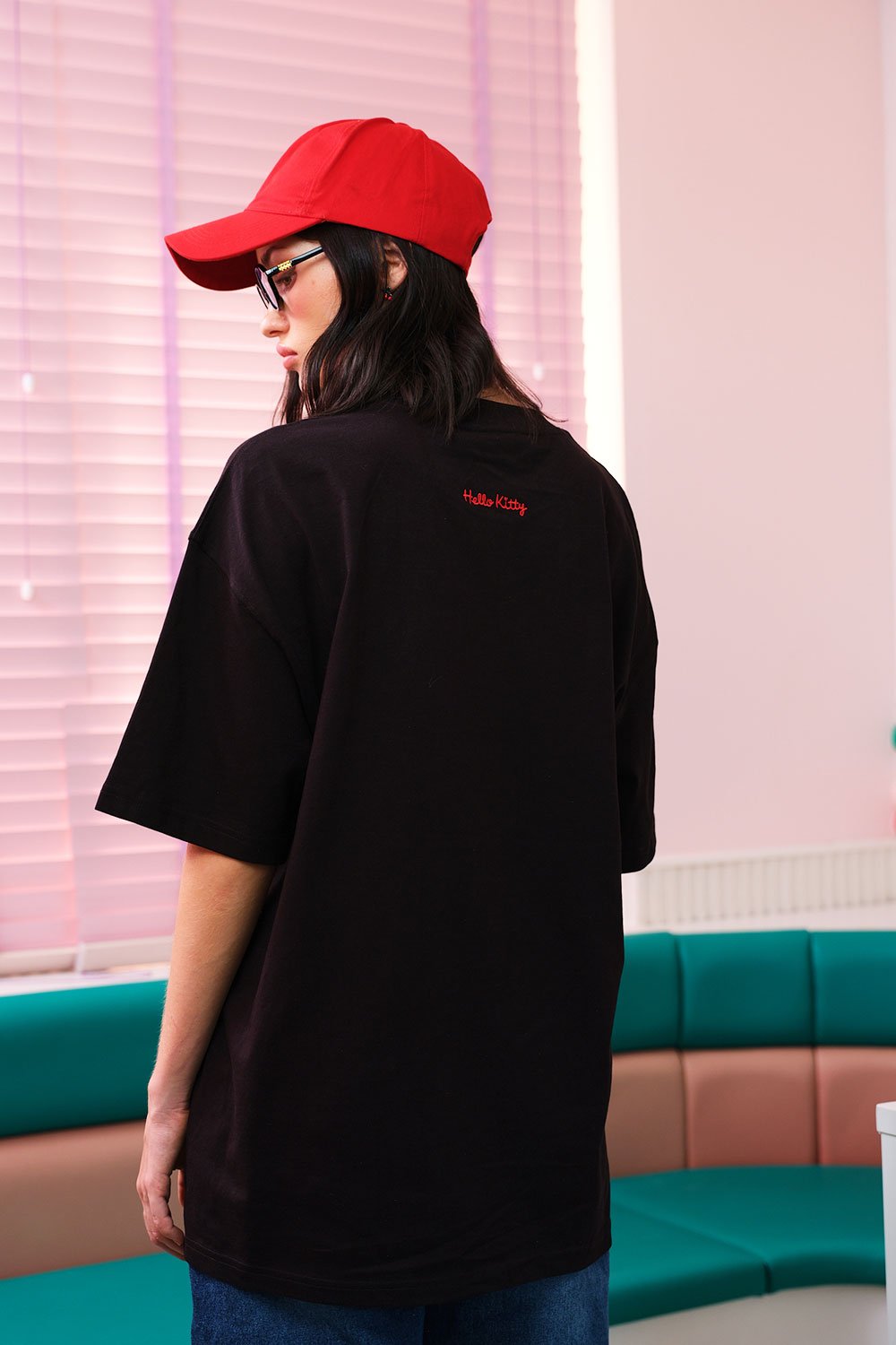 Classic Hello Kitty Oversized T-shirt - BonkersCorner