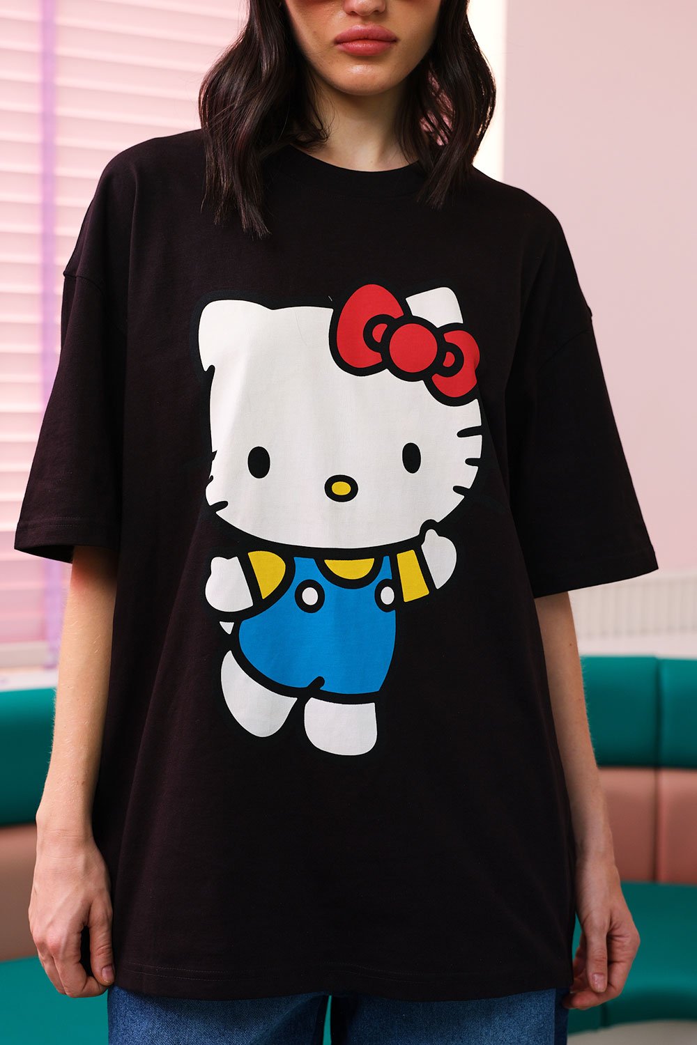 Classic Hello Kitty Oversized T-shirt - BonkersCorner
