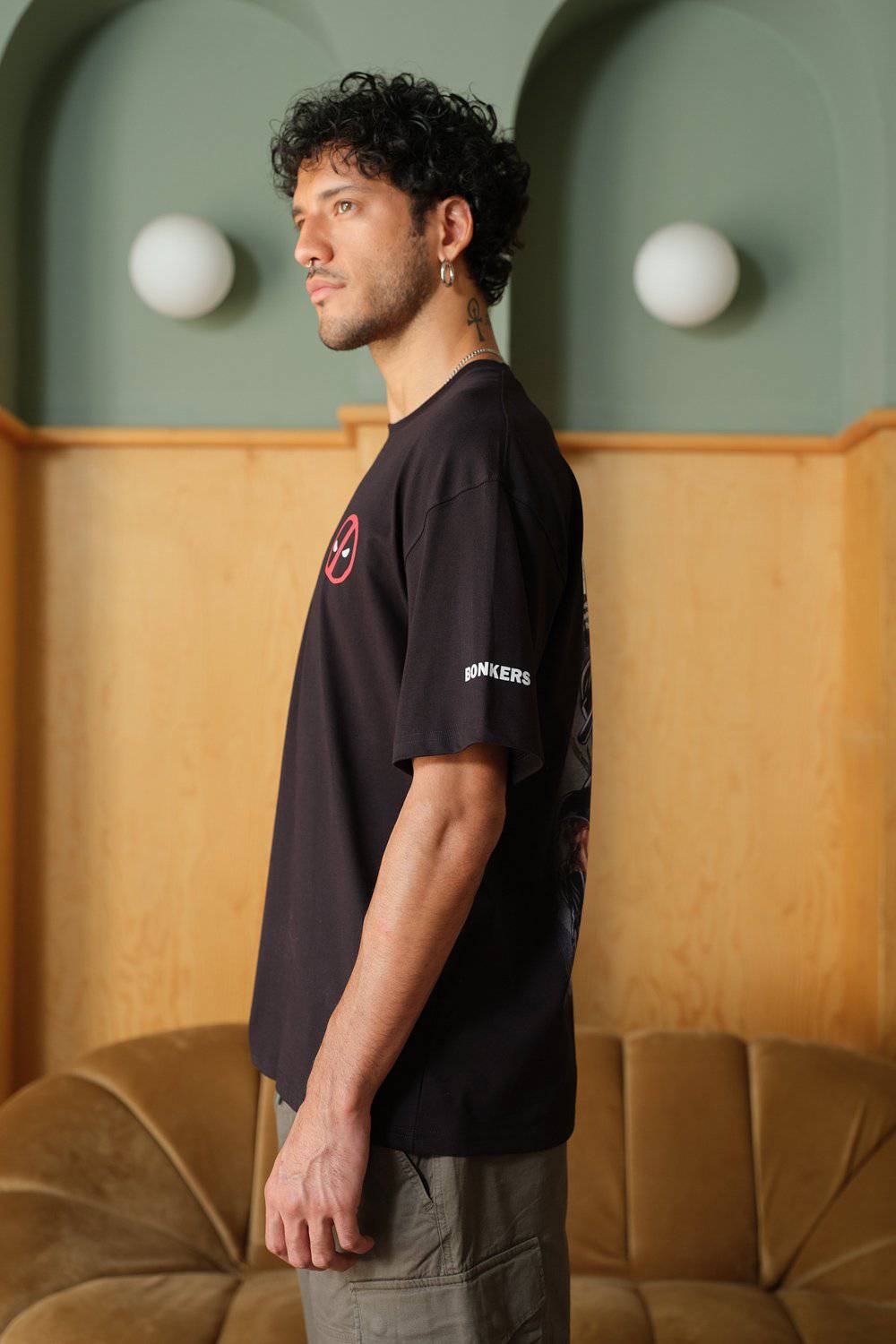 Deadpool Oversized T-shirt - BonkersCorner